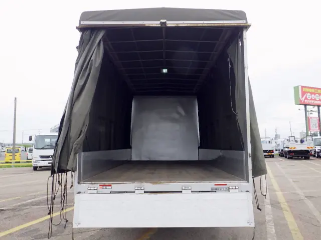 いすゞ フォワード 2RG-FRR90S2(2WD)の写真12