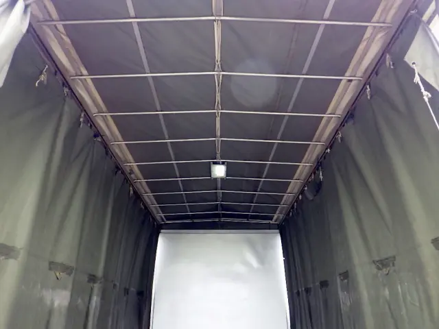 いすゞ フォワード 2RG-FRR90S2(2WD)の写真14