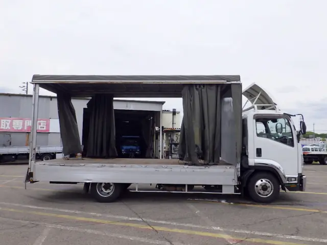 いすゞ フォワード 2RG-FRR90S2(2WD)の写真15