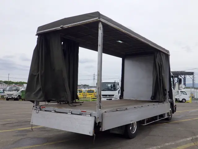 いすゞ フォワード 2RG-FRR90S2(2WD)の写真16