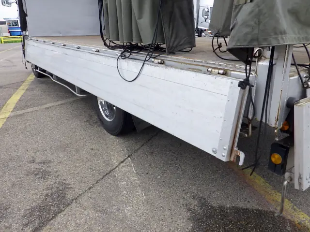 いすゞ フォワード 2RG-FRR90S2(2WD)の写真22