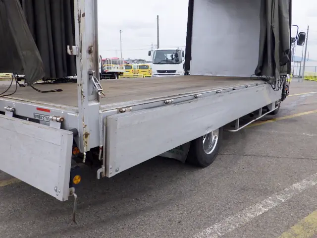 いすゞ フォワード 2RG-FRR90S2(2WD)の写真23