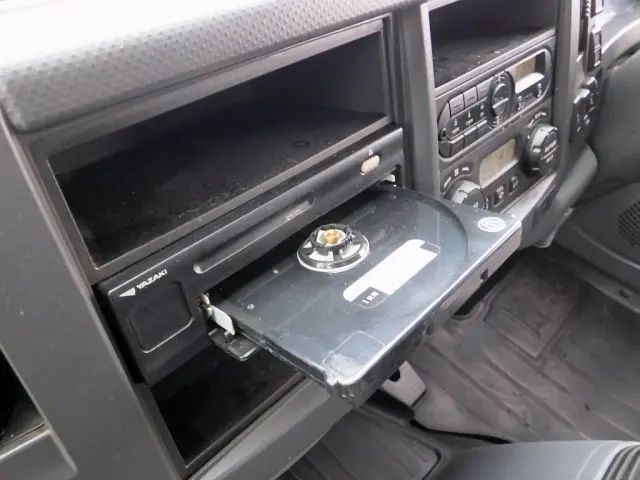 いすゞ フォワード 2RG-FRR90S2(2WD)の写真39