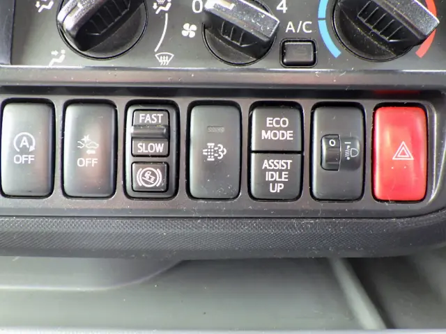 日野 デュトロ 2KG-XZU720M(2WD)の写真30