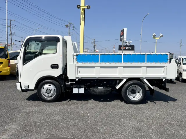 いすゞ エルフ 2RG-NKR88AT(2WD)の写真3