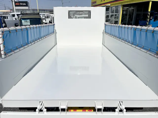 いすゞ エルフ 2RG-NKR88AT(2WD)の写真7