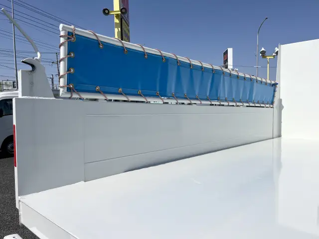 いすゞ エルフ 2RG-NKR88AT(2WD)の写真8