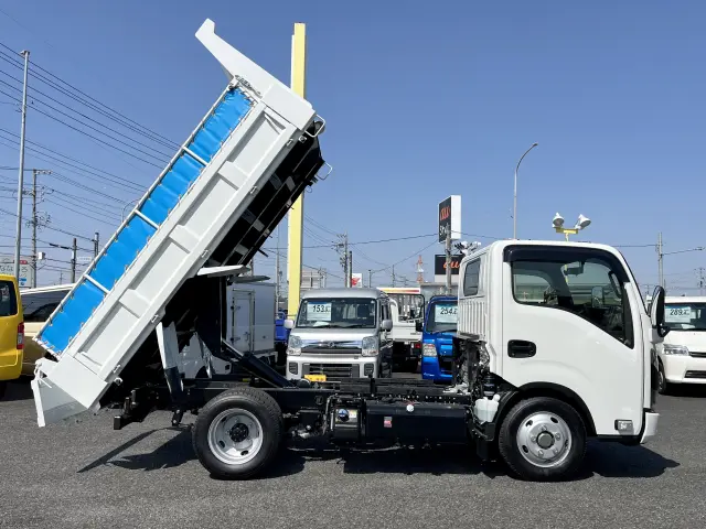 いすゞ エルフ 2RG-NKR88AT(2WD)の写真12