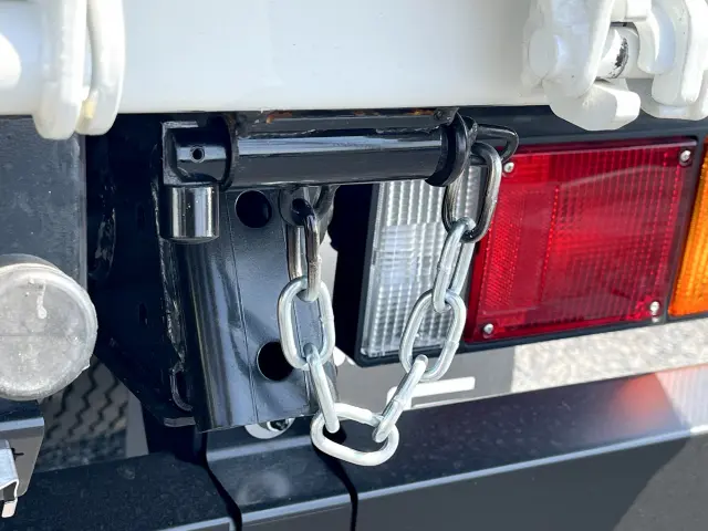 いすゞ エルフ 2RG-NKR88AT(2WD)の写真15