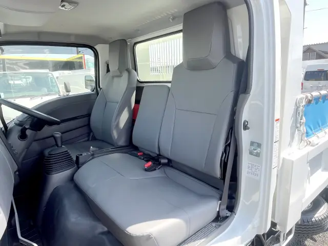 いすゞ エルフ 2RG-NKR88AT(2WD)の写真19