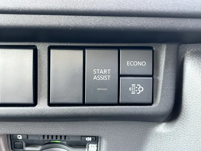 いすゞ エルフ 2RG-NKR88AT(2WD)の写真26