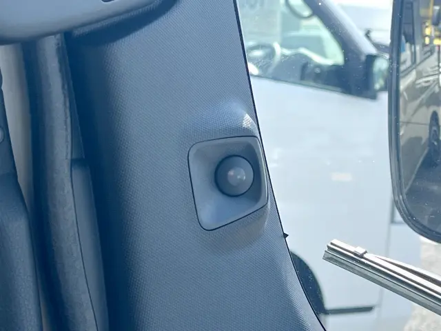 いすゞ エルフ 2RG-NKR88AT(2WD)の写真28