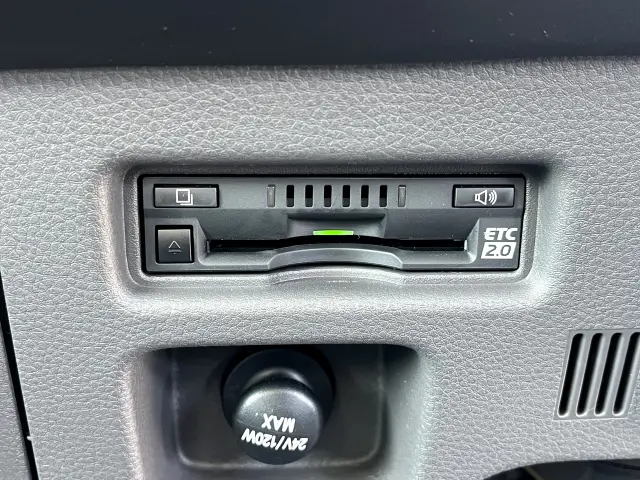 いすゞ エルフ 2RG-NKR88AT(2WD)の写真29