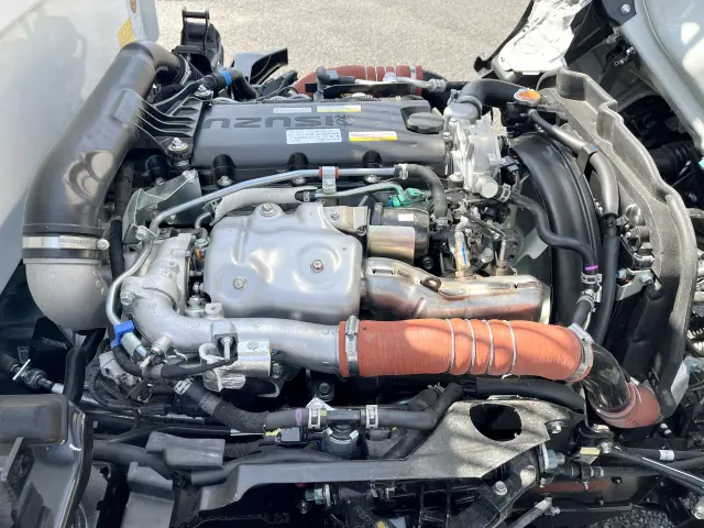 いすゞ エルフ 2RG-NKR88AT(2WD)の写真35