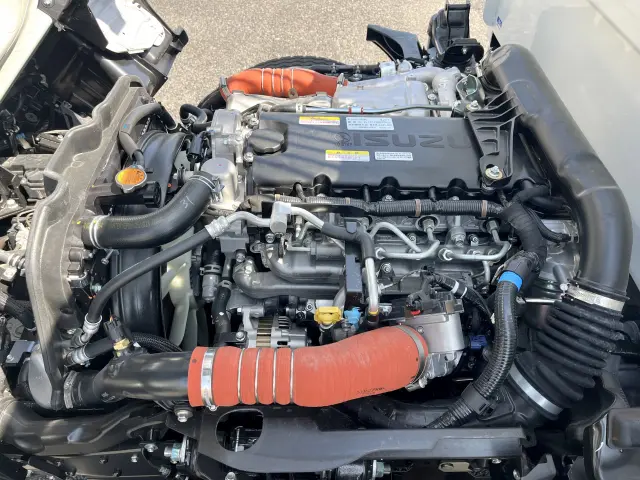 いすゞ エルフ 2RG-NKR88AT(2WD)の写真36