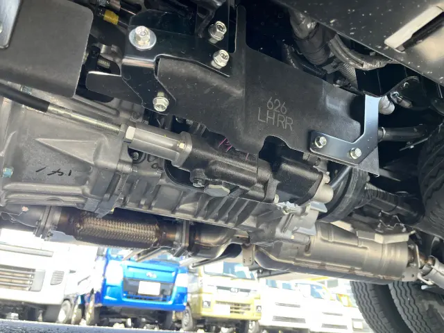 いすゞ エルフ 2RG-NKR88AT(2WD)の写真39