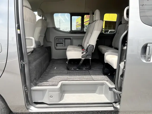 日産 キャラバン CBA-KS4E26(2WD)の写真8