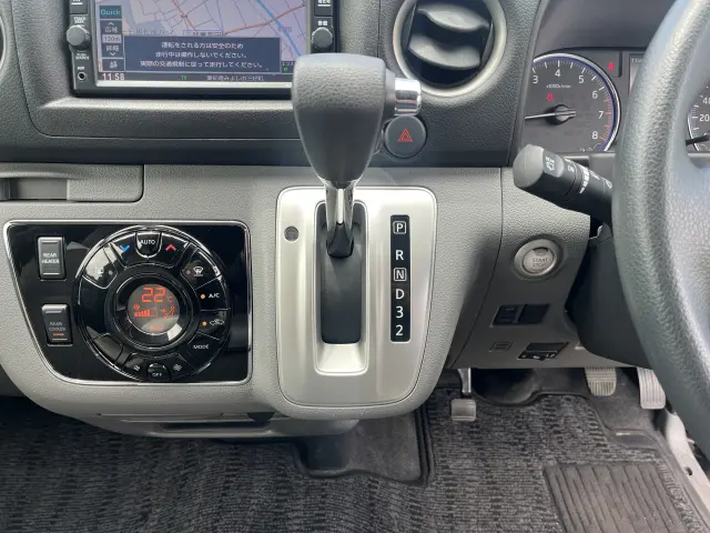 日産 キャラバン CBA-KS4E26(2WD)の写真21
