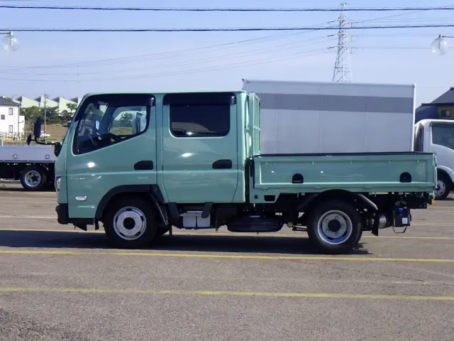 三菱 キャンター 2RG-FBA20(2WD)の写真4