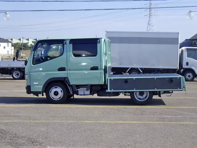 三菱 キャンター 2RG-FBA20(2WD)の写真8