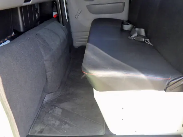 三菱 キャンター 2RG-FBA20(2WD)の写真15