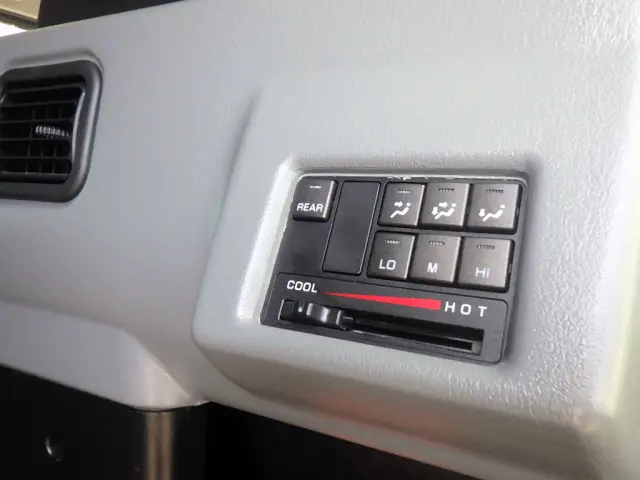 三菱 キャンター 2RG-FBA20(2WD)の写真18