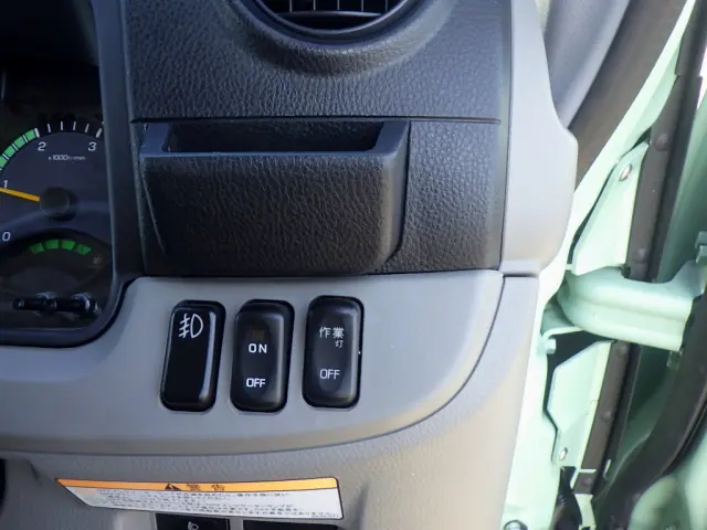 三菱 キャンター 2RG-FBA20(2WD)の写真29