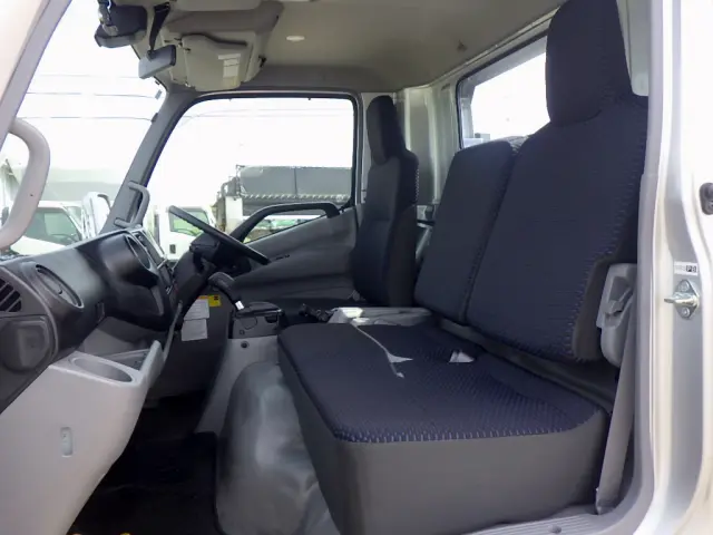 日野 デュトロ 2RG-XZU722M(2WD)の写真13