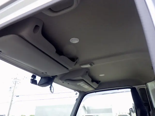 日野 デュトロ 2RG-XZU722M(2WD)の写真19