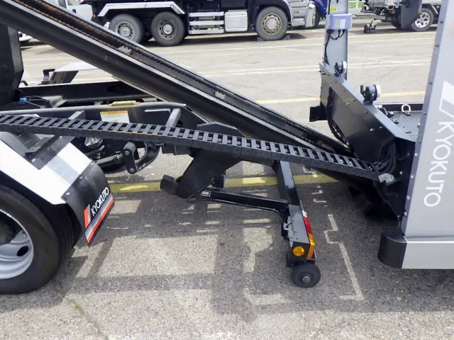 日野 デュトロ 2RG-XZU722M(2WD)の写真34