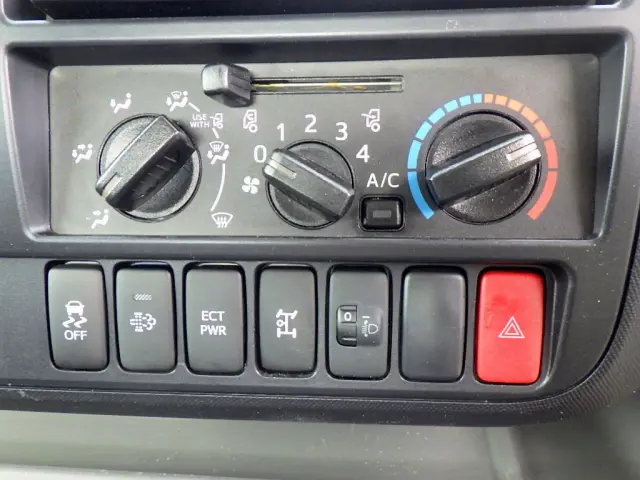 日野 デュトロ 2RG-XZU722M(2WD)の写真49