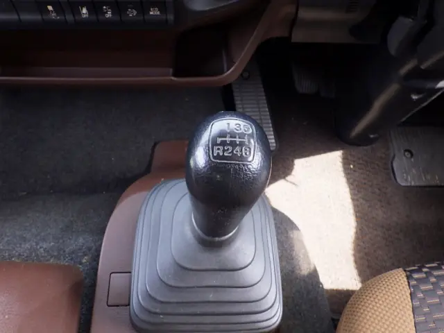 日野 レンジャー 2KG-FD2ABG(2WD)の写真15