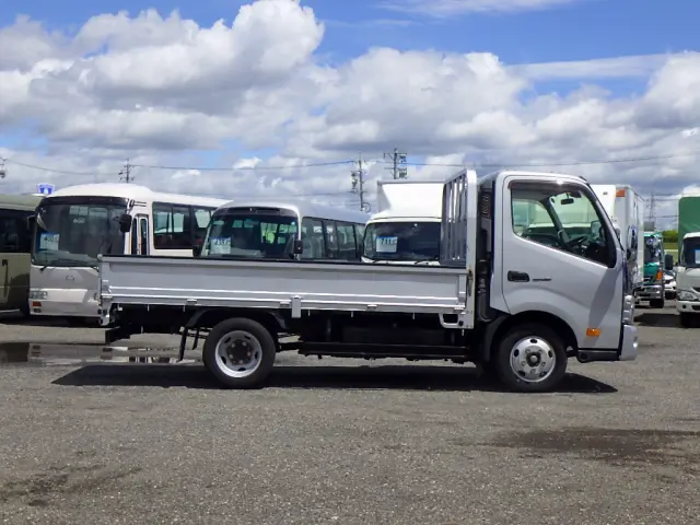 日野 デュトロ TPG-XZU700M(2WD)の写真5