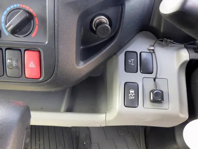 日野 デュトロ TPG-XZU700M(2WD)の写真14
