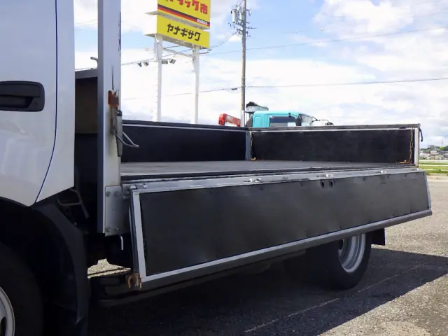 日野 デュトロ TPG-XZU700M(2WD)の写真25