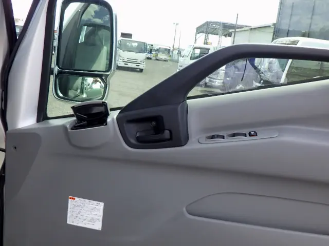 日野 デュトロ TPG-XZU700M(2WD)の写真41