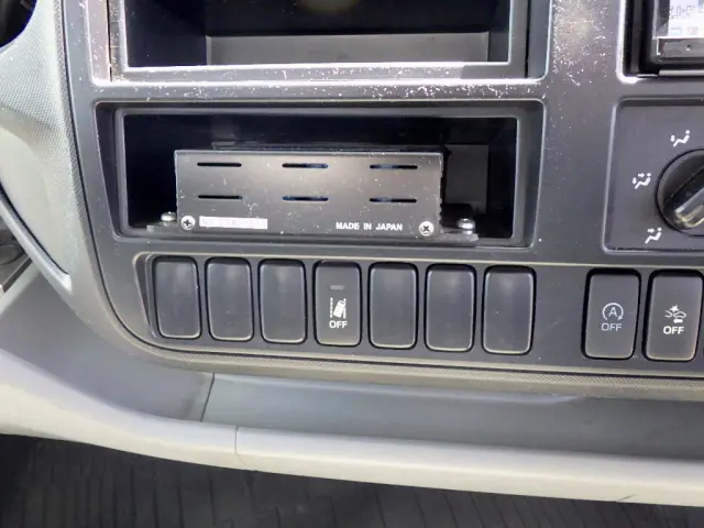 日野 デュトロ TPG-XZU700M(2WD)の写真42