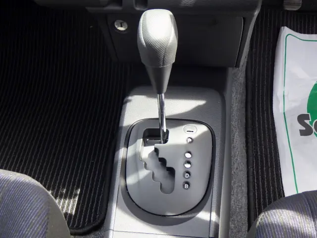 トヨタ プロボックスバン 6AE-NHP160V(2WD)の写真19