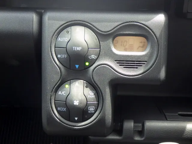 トヨタ プロボックスバン 6AE-NHP160V(2WD)の写真21