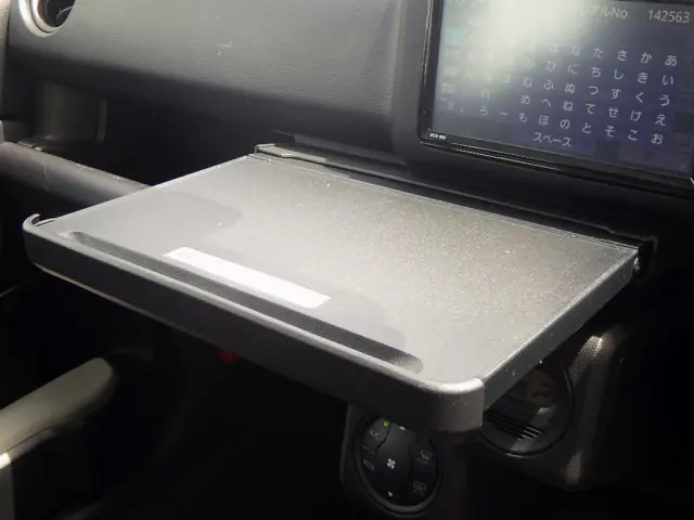 トヨタ プロボックスバン 6AE-NHP160V(2WD)の写真28