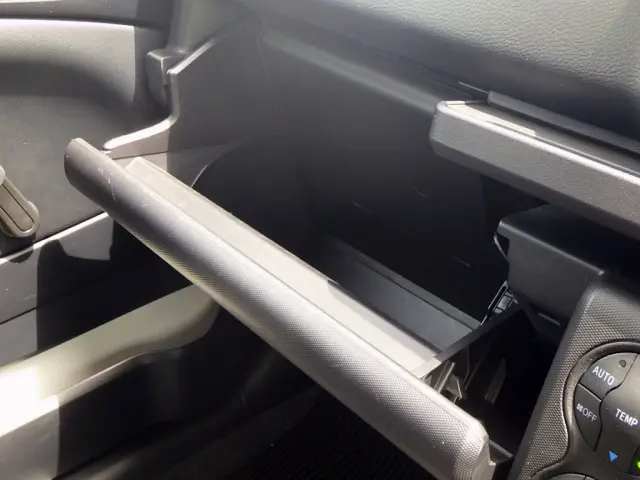 トヨタ プロボックスバン 6AE-NHP160V(2WD)の写真29