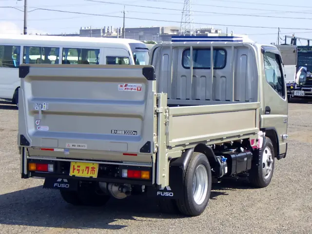三菱 キャンター 2RG-FBAV0(2WD)の写真26