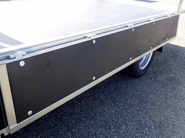三菱 キャンター 2RG-FBAV0(2WD)の写真31