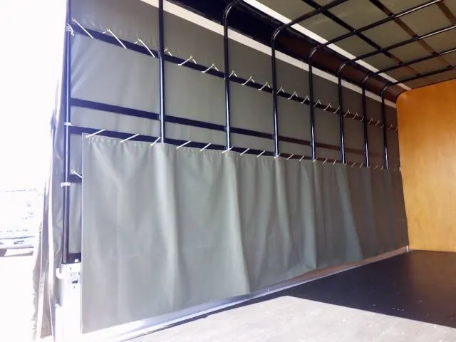 日産 アトラス 2RG-APR88AC(2WD)の写真9