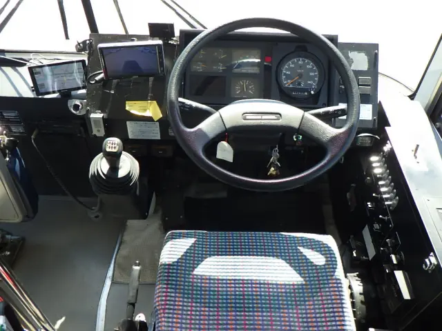 日産ディーゼル 日産ディーゼル KC-UA521NAN改(2WD)の写真9