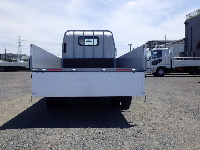 いすゞ エルフ TRG-NLR85AR(2WD)の写真36