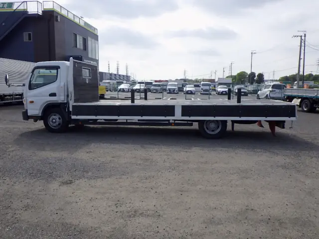 LED作業灯　坂道発進補助装置　ETC2.0　キーレス　タコグラフ　ステンレス工具箱|三菱 キャンター 2PG-FED90(2WD)の写真8