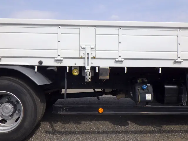 三菱 キャンター 2PG-FED90(2WD)の写真35