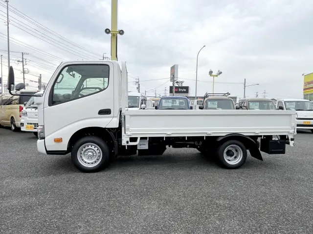 トヨタ ダイナ 3BF-TRY230(2WD)の写真3