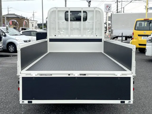 トヨタ ダイナ 3BF-TRY230(2WD)の写真6